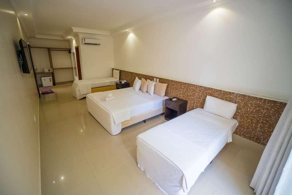 Ramada Hotel *